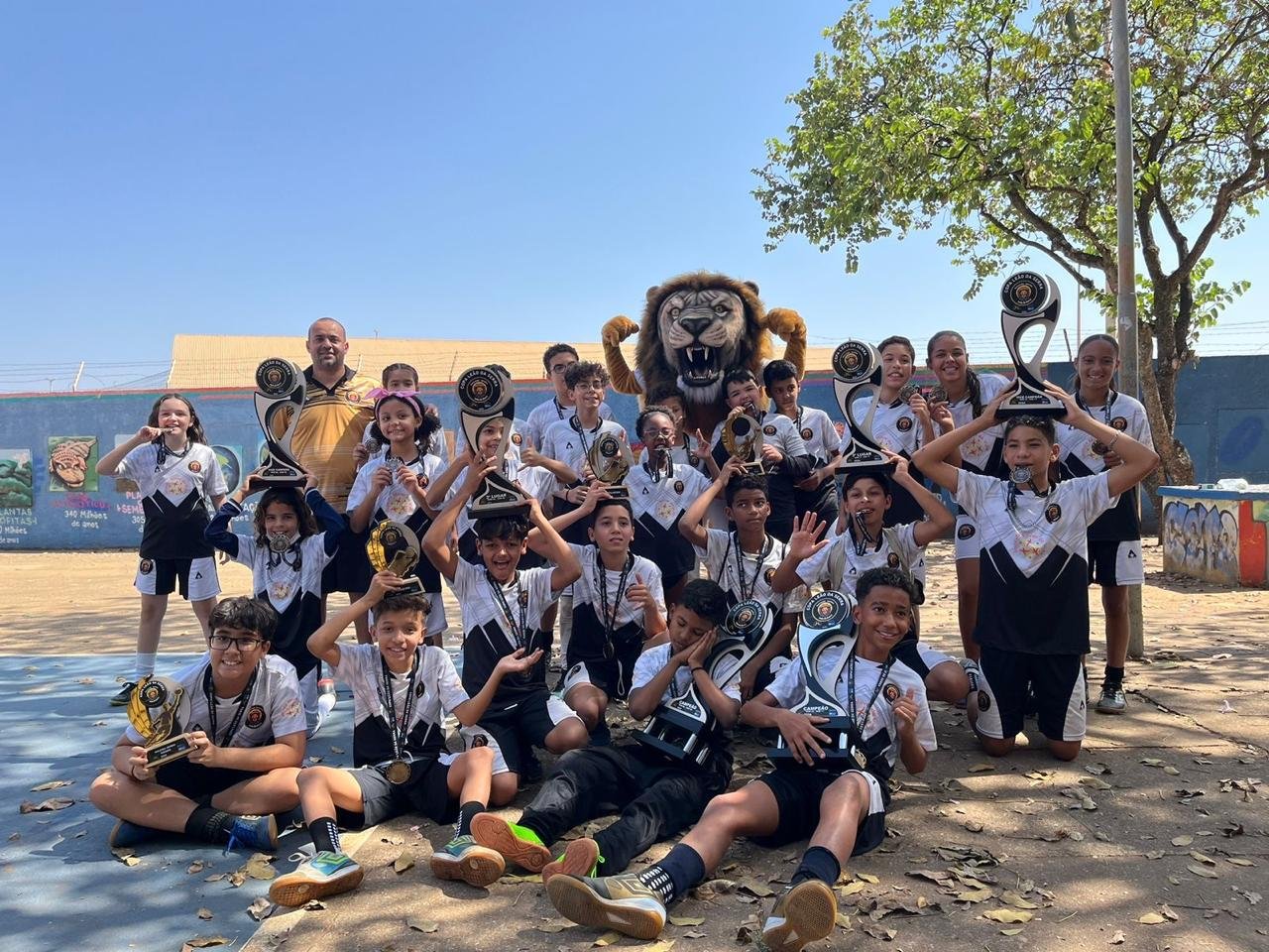 Primeiro campeonato interno da escolinha Leão da Serra